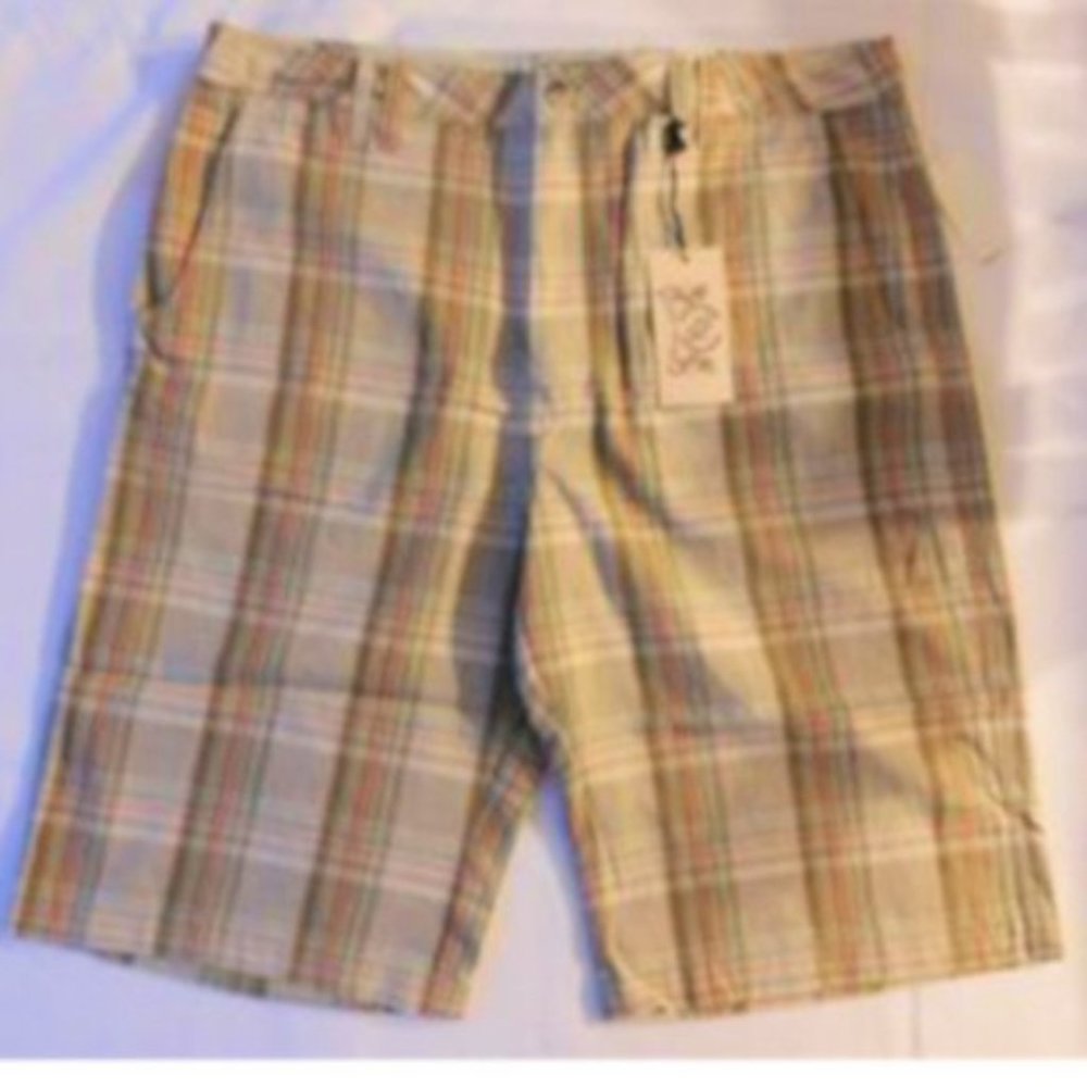 TOXIC HAZARD Shorts Tan Plaid Skater Skateboard